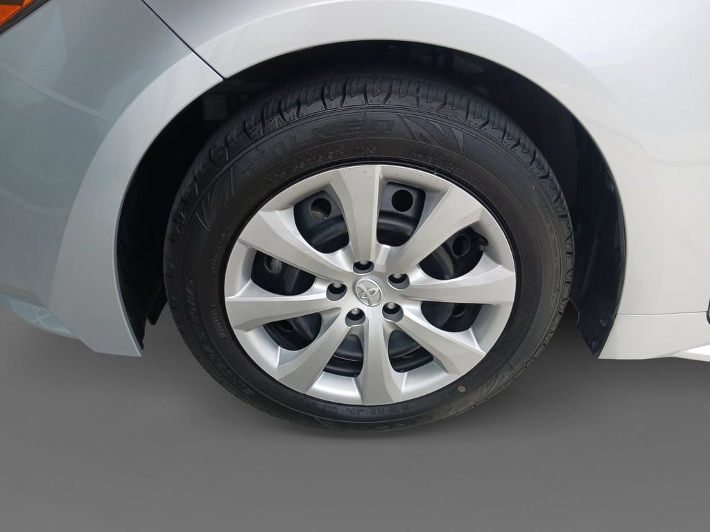 Used 2024 Toyota Corolla LE FWD image 15