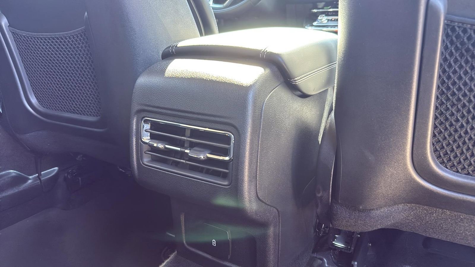 Certified 2024 Lincoln Corsair FWD image 28