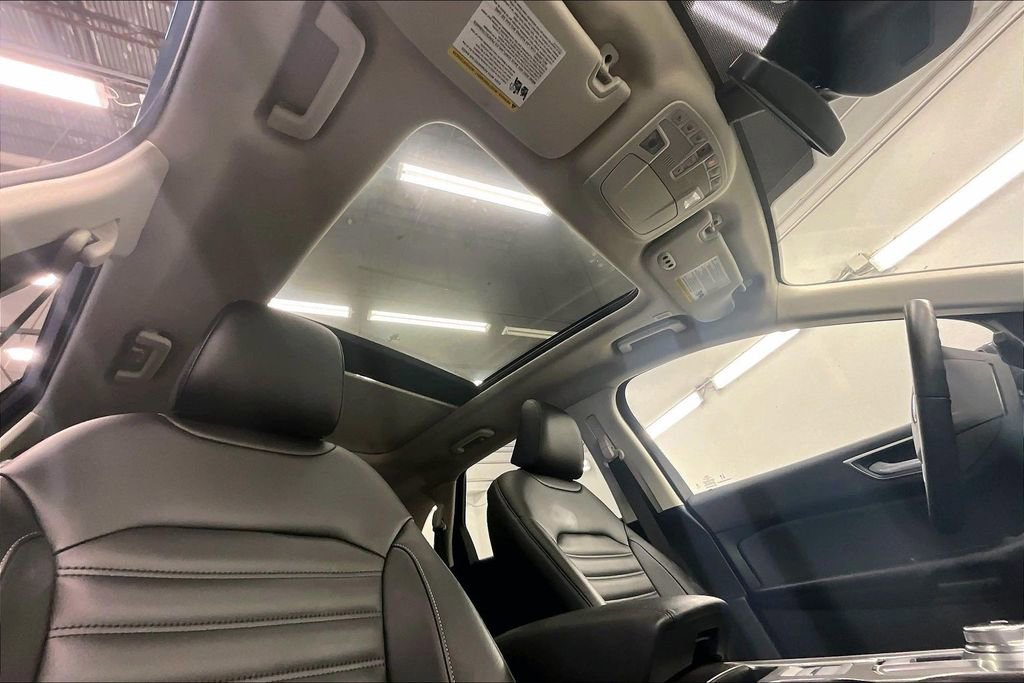 Used 2023 Ford Edge SEL w/ Convenience Package image 28