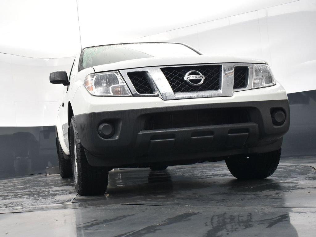 Used 2020 Nissan Frontier S image 28