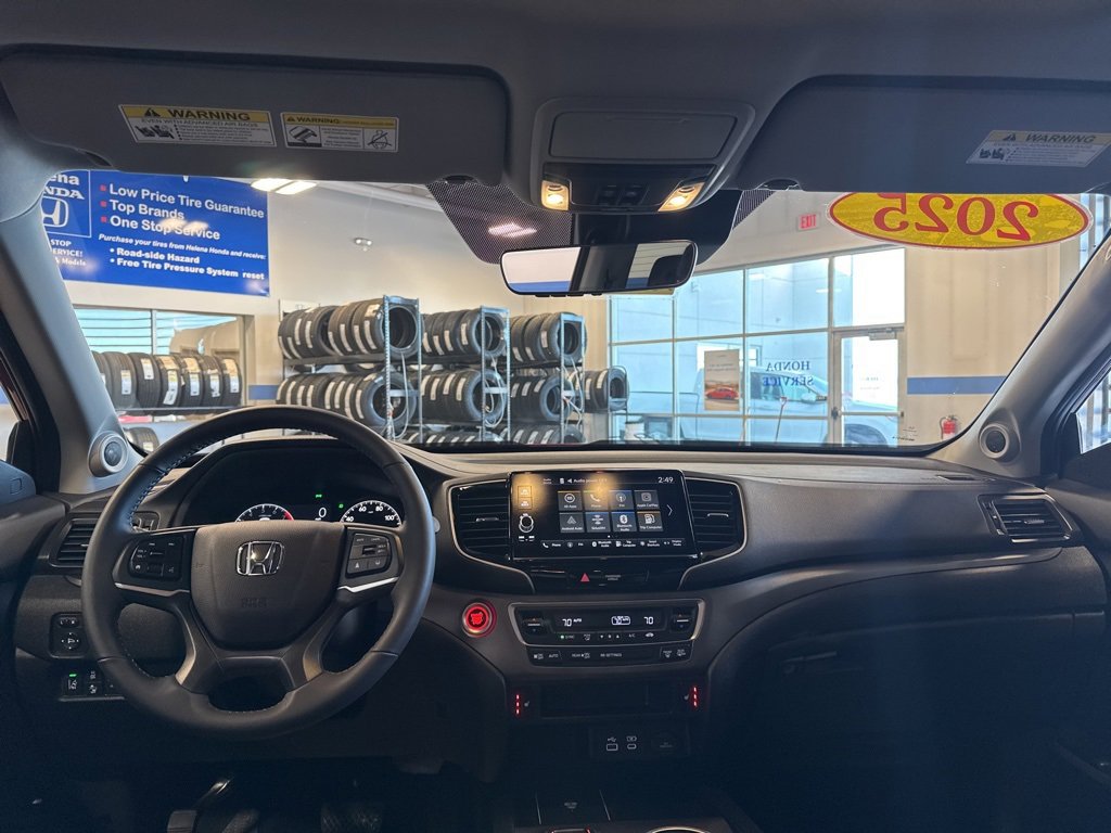 Certified 2025 Honda Ridgeline RTL image 9