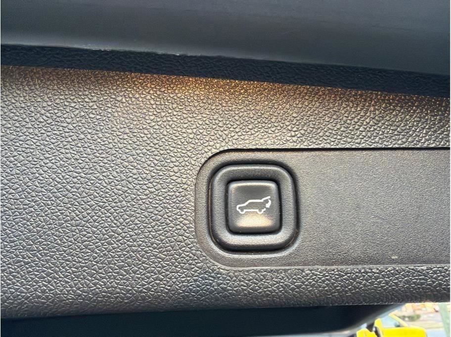 Used 2014 Chevrolet Suburban LT w/ Suspension Package, Off-Road image 8