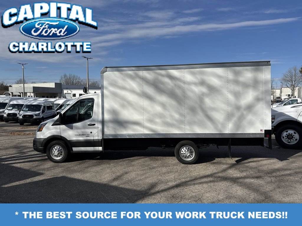 New 2024 Ford Transit 350 AWD image 5