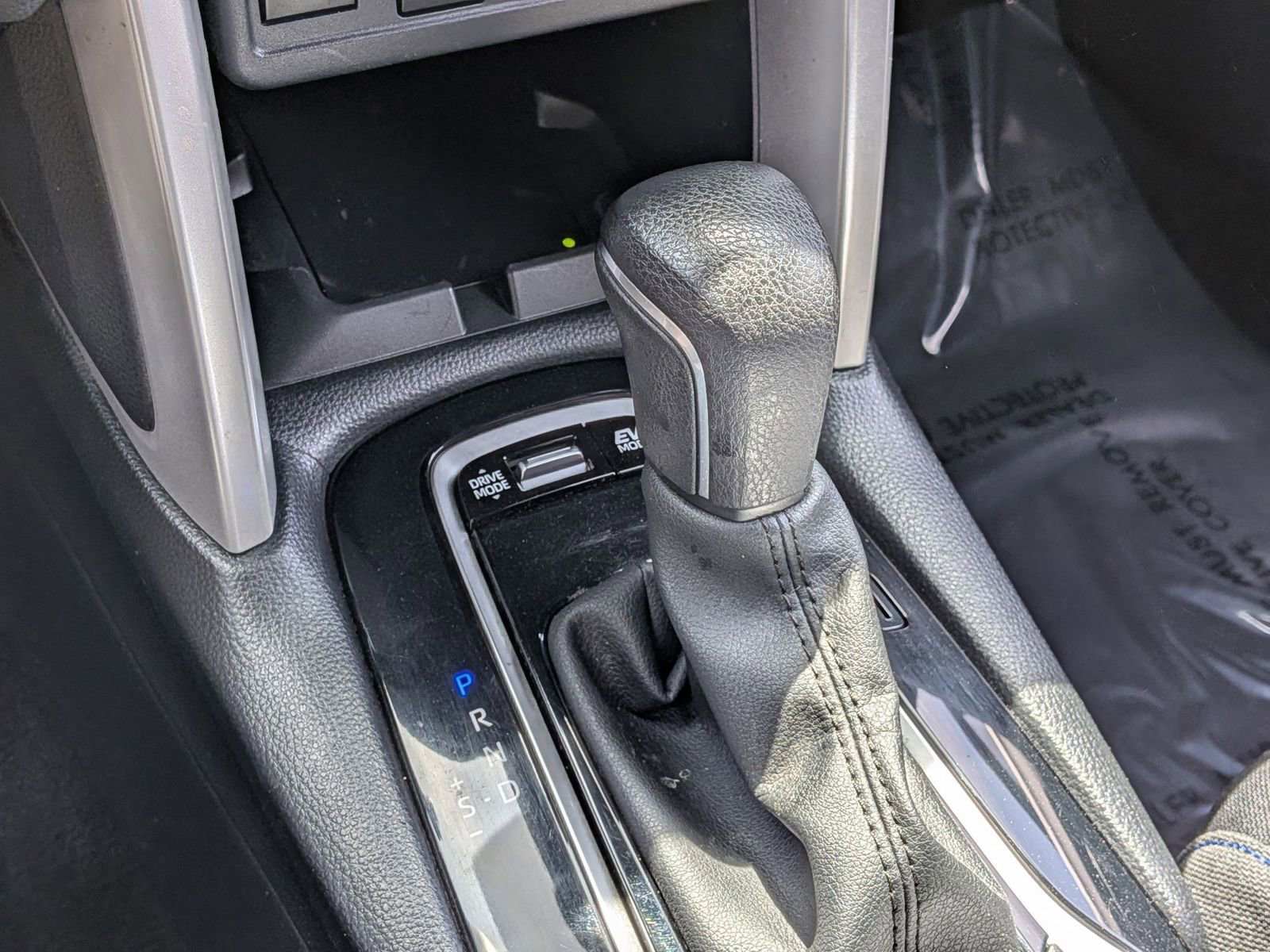 Used 2024 Toyota Corolla Cross SE w/ Moonroof Package image 23