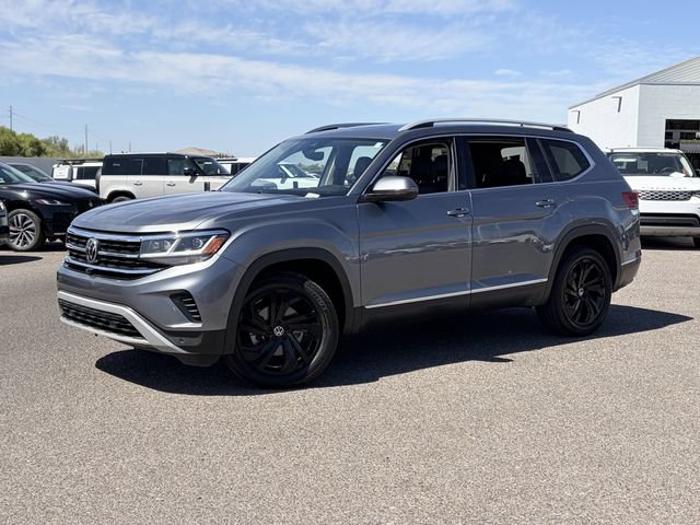 Used 2021 Volkswagen Atlas SEL Premium AWD/4WD image 2