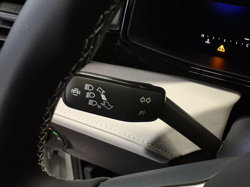 New 2026 Volkswagen Taos S AWD/4WD image 17