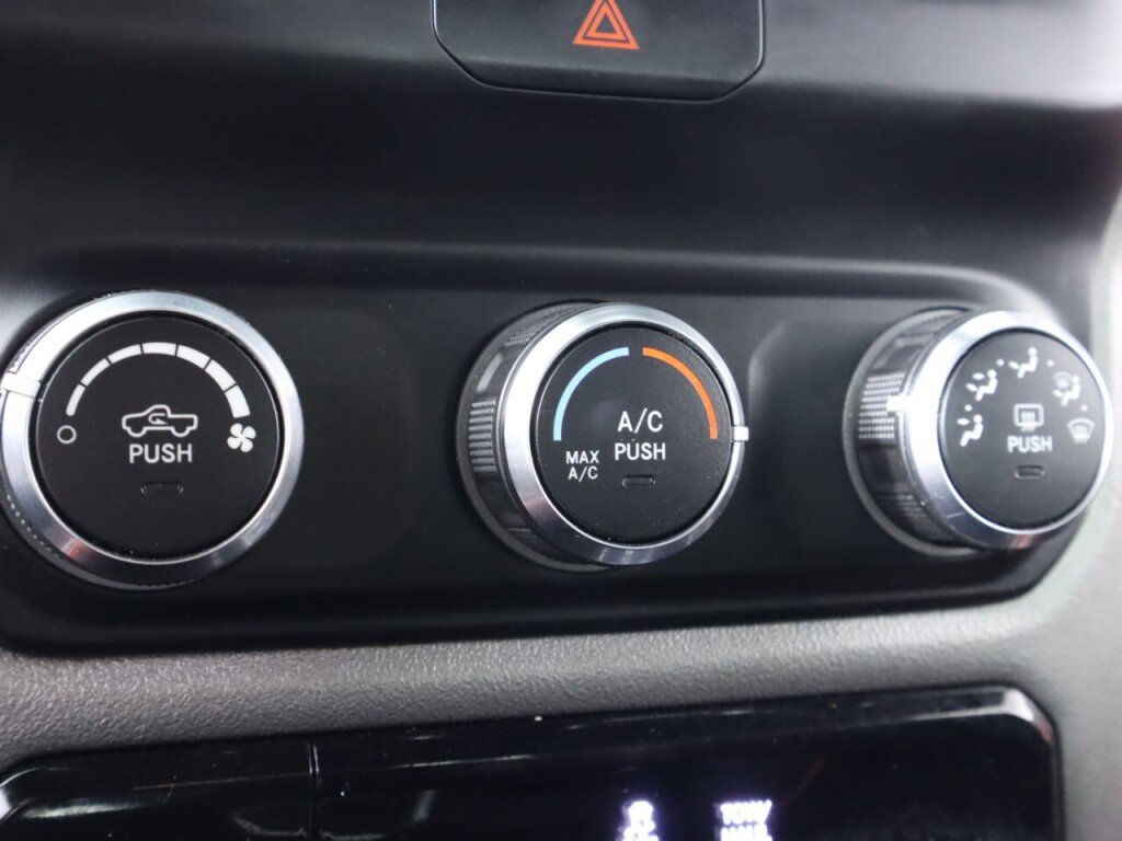 Used 2019 RAM 1500 Rebel image 22