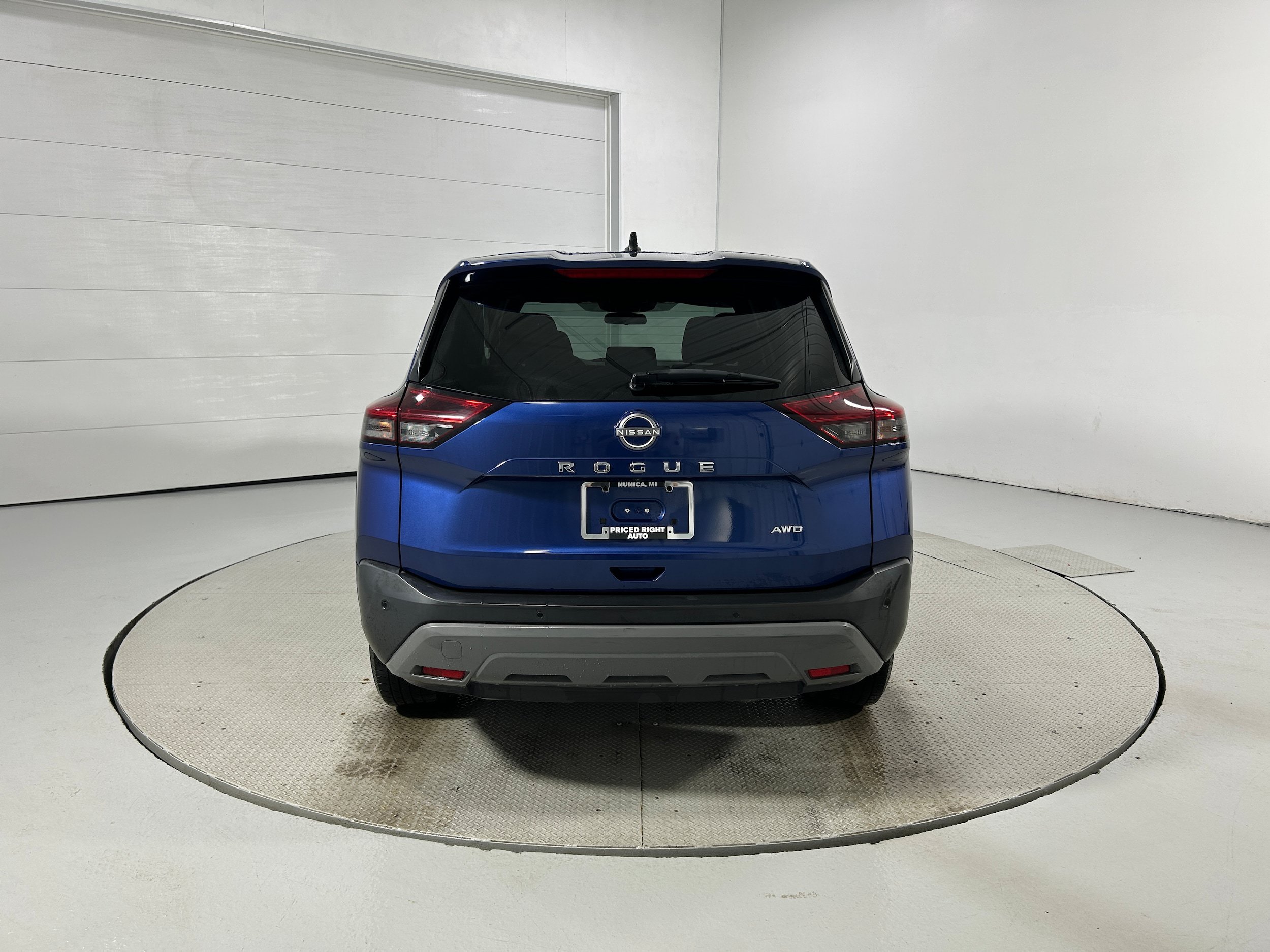 Used 2022 Nissan Rogue S AWD/4WD image 29