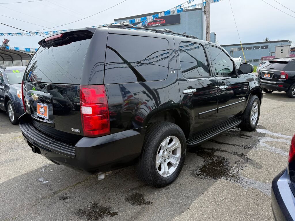 Used 2007 Chevrolet Tahoe LTZ w/ LTZ Preferred Equipment Group AWD/4WD image 7