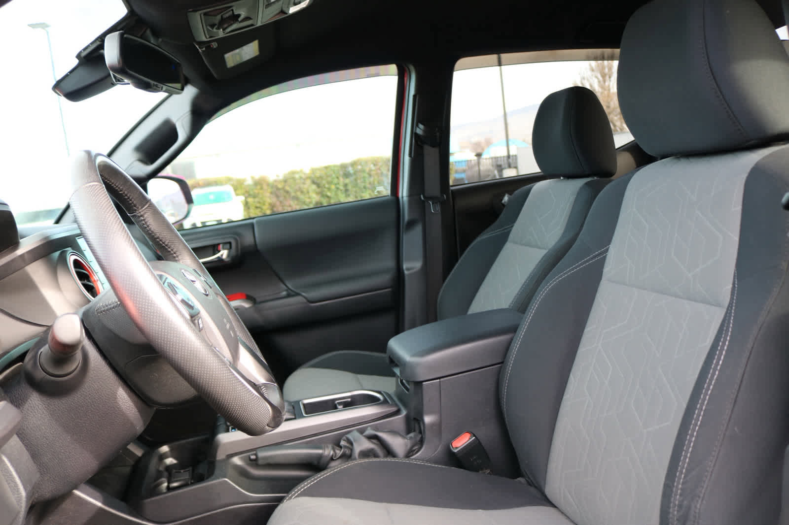 Used 2021 Toyota Tacoma TRD Off-Road image 27