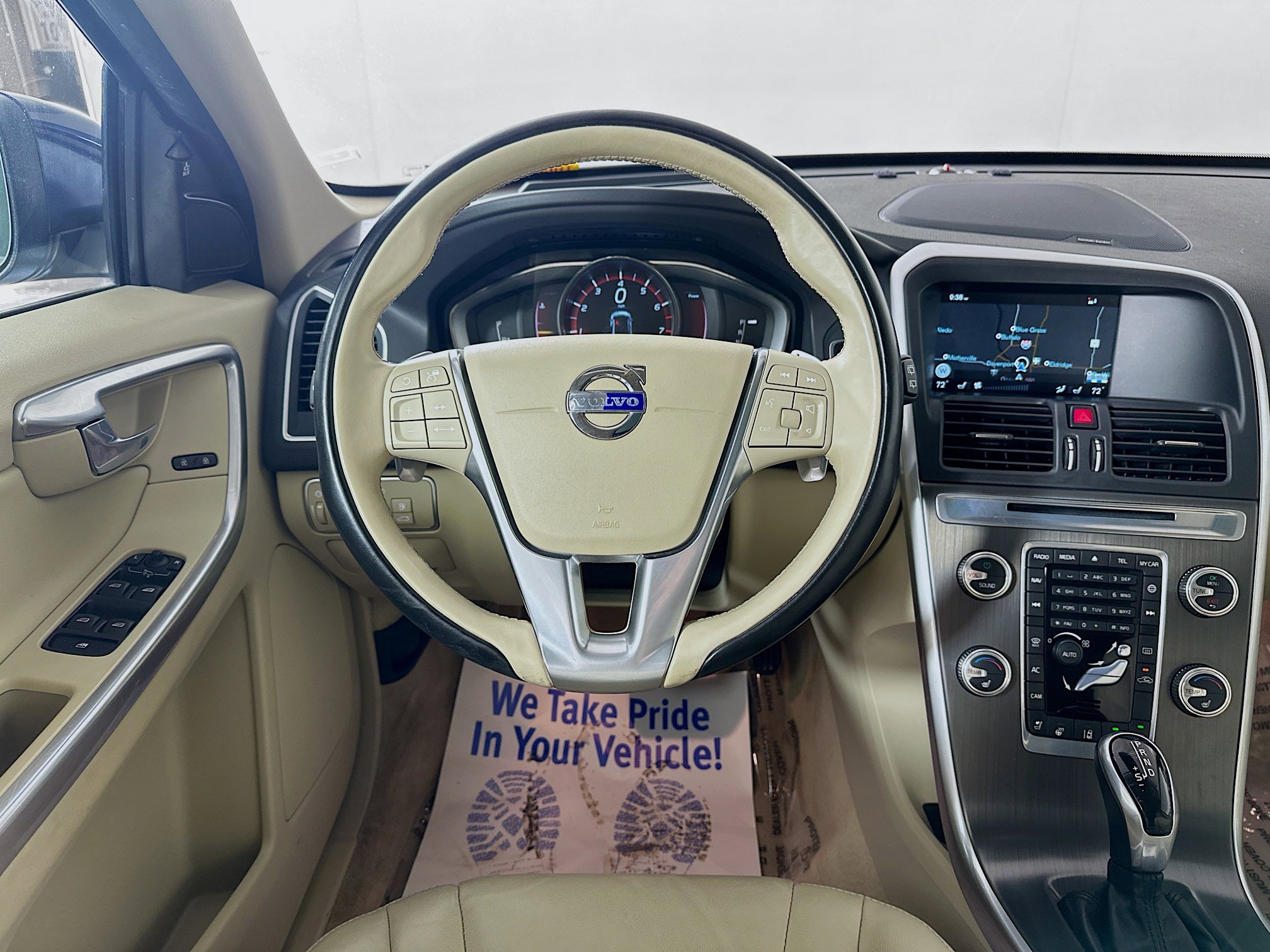 Used 2015 Volvo XC60 T6 Platinum AWD/4WD image 23