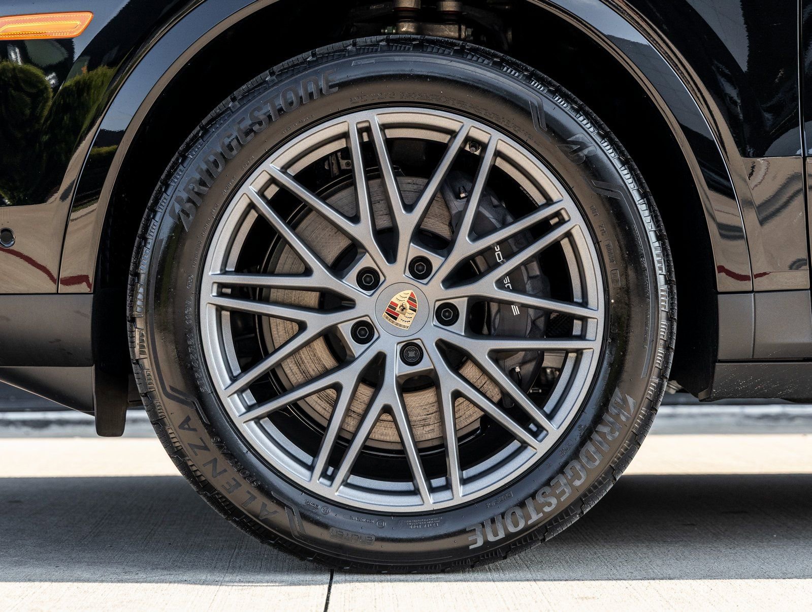 Certified 2025 Porsche Cayenne image 13