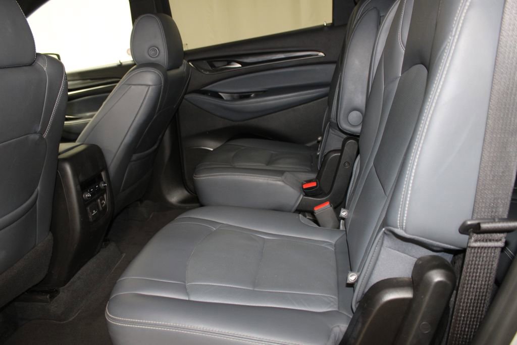 Used 2022 Buick Enclave Premium image 19