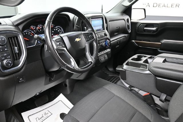 Used 2021 Chevrolet Silverado 1500 LT AWD/4WD image 14