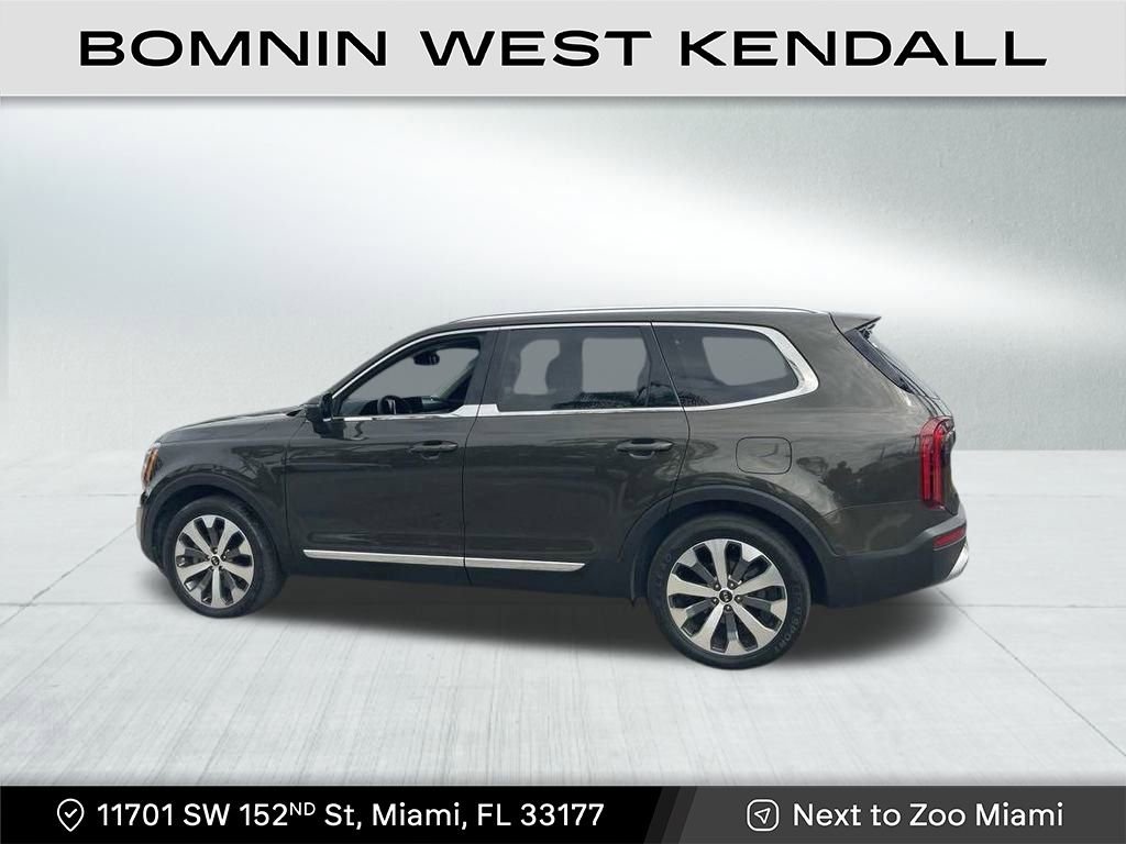 Used 2021 Kia Telluride EX w/ EX Premium Package image 3