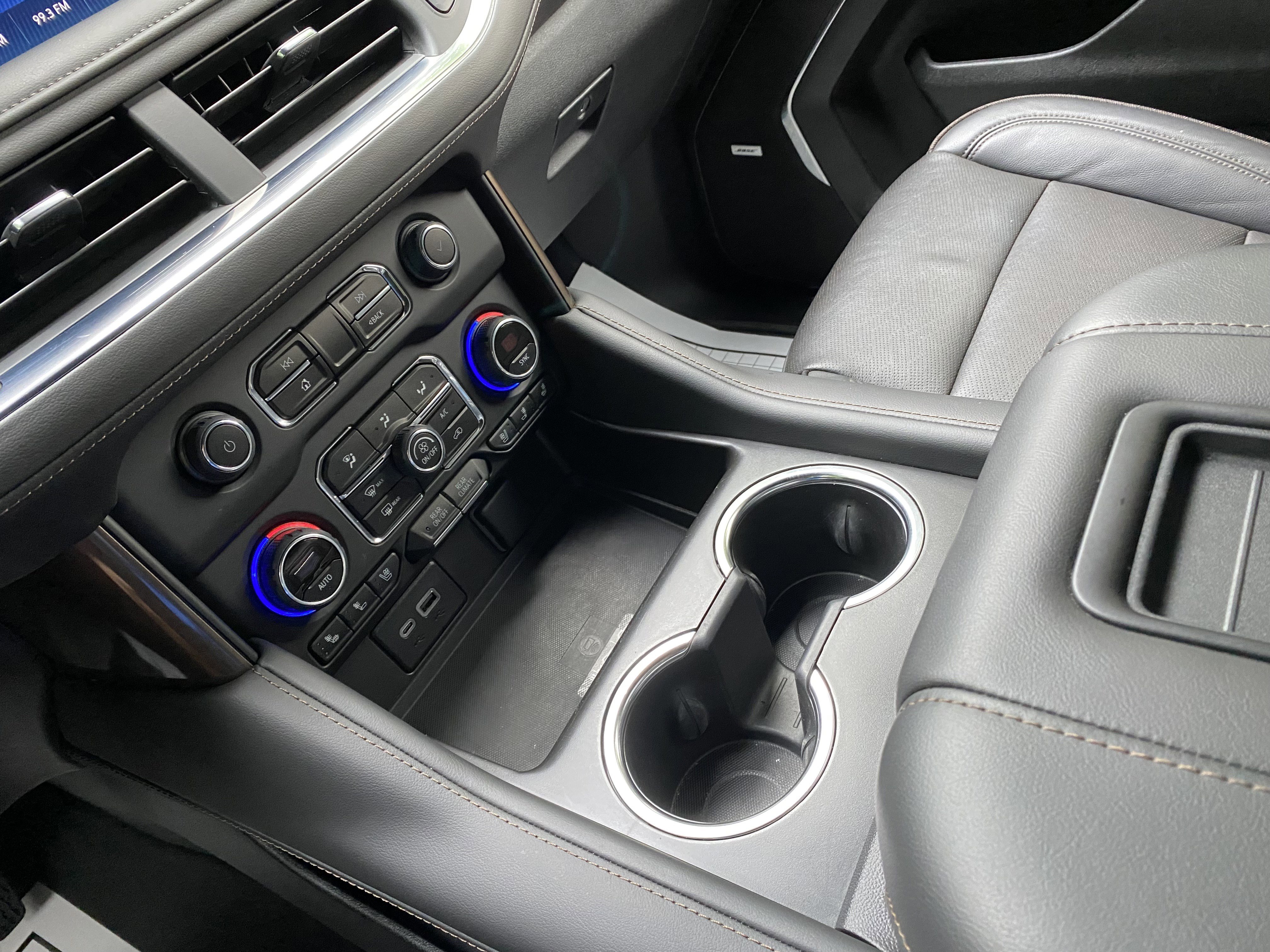 Used 2024 Chevrolet Tahoe High Country AWD/4WD image 31