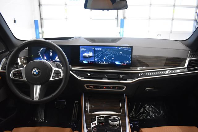 Used 2026 BMW X5 xDrive40i w/ Executive Package AWD/4WD image 5