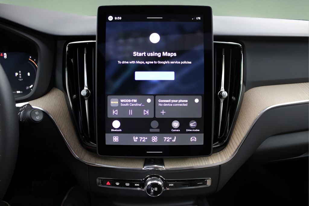 New 2026 Volvo XC60 B5 Core w/ Protection Package Premier image 35