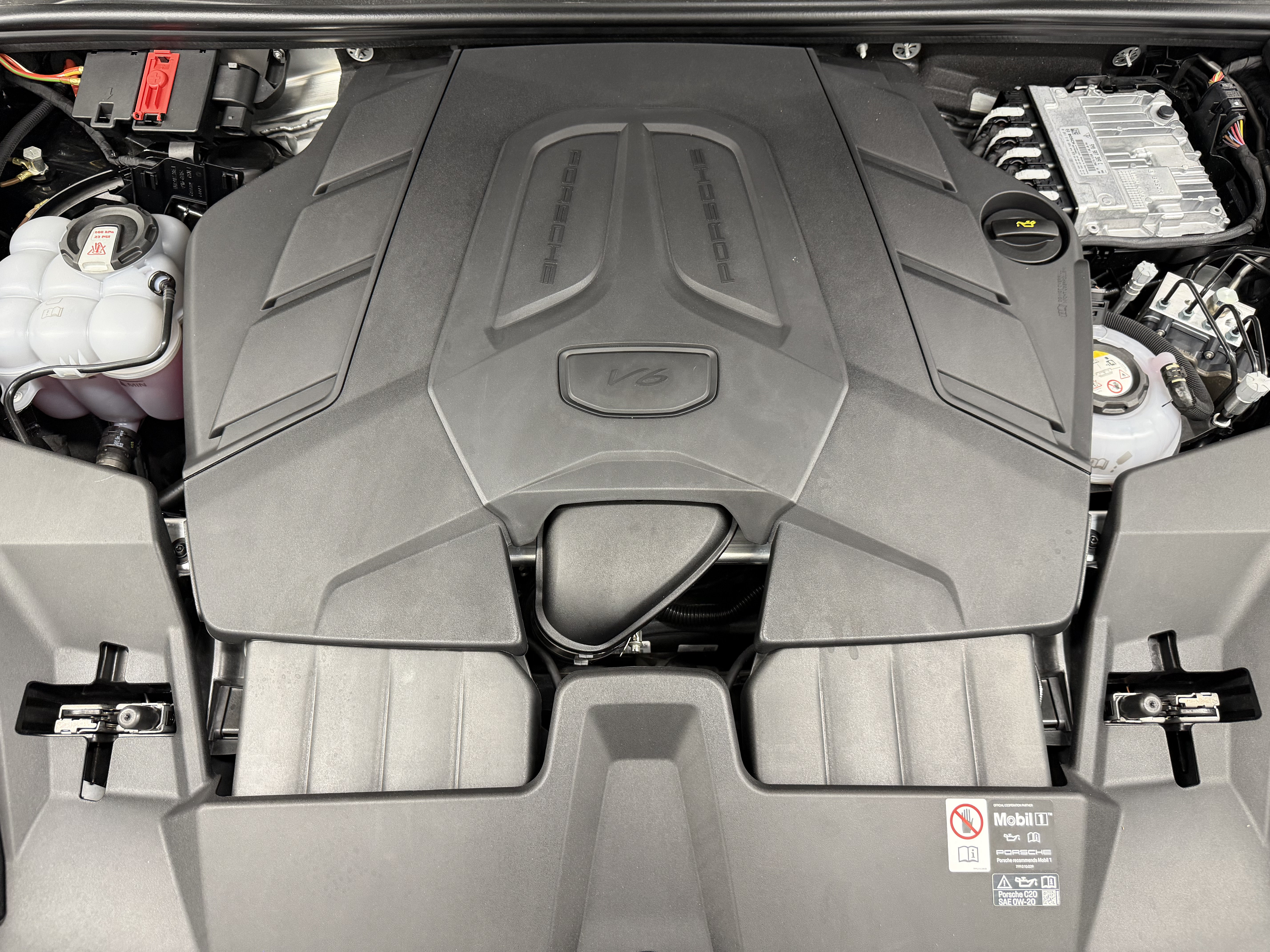 Certified 2026 Porsche Cayenne S AWD/4WD image 66