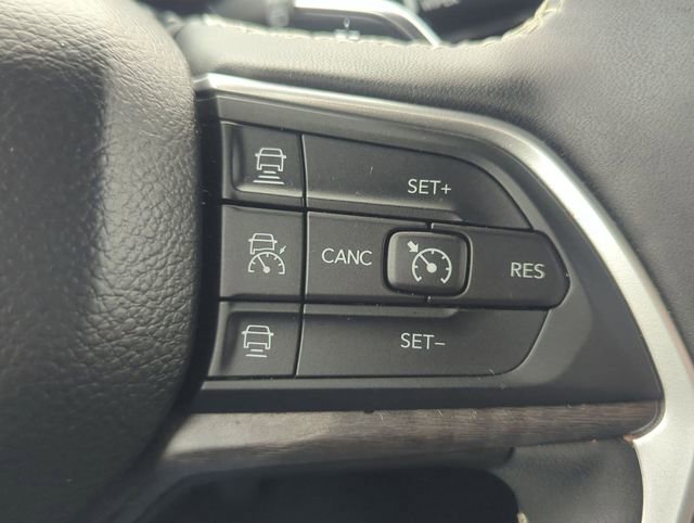 Used 2024 Jeep Grand Cherokee Limited 4xe image 14