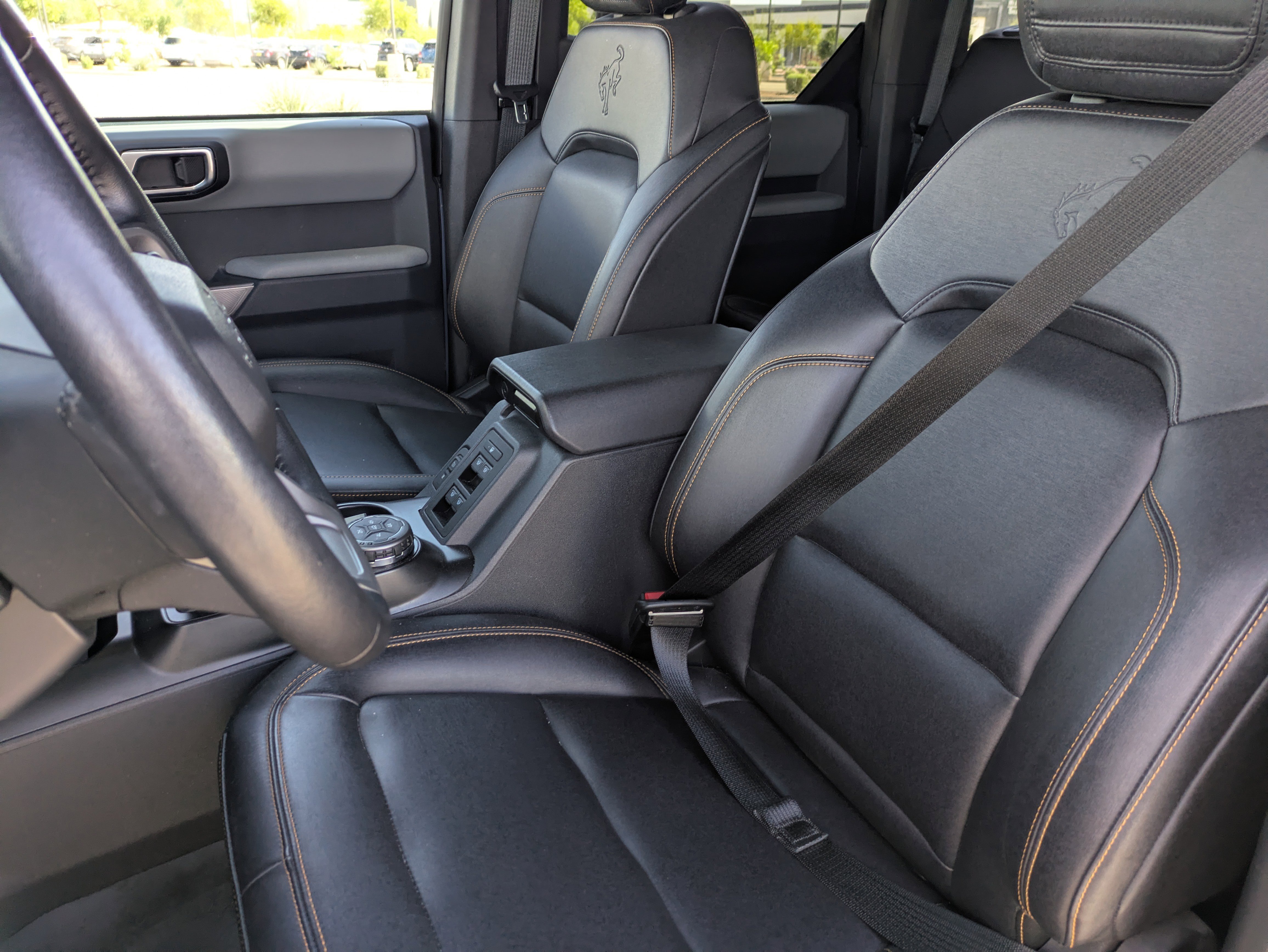 Used 2023 Ford Bronco Badlands image 29