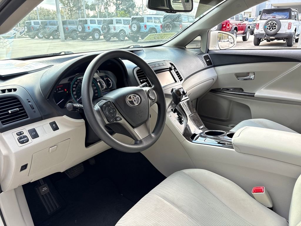 Used 2013 Toyota Venza LE image 7