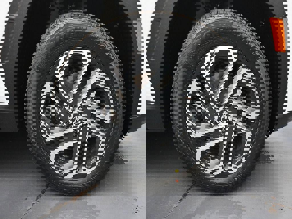 New 2026 Hyundai Tucson Limited image 30