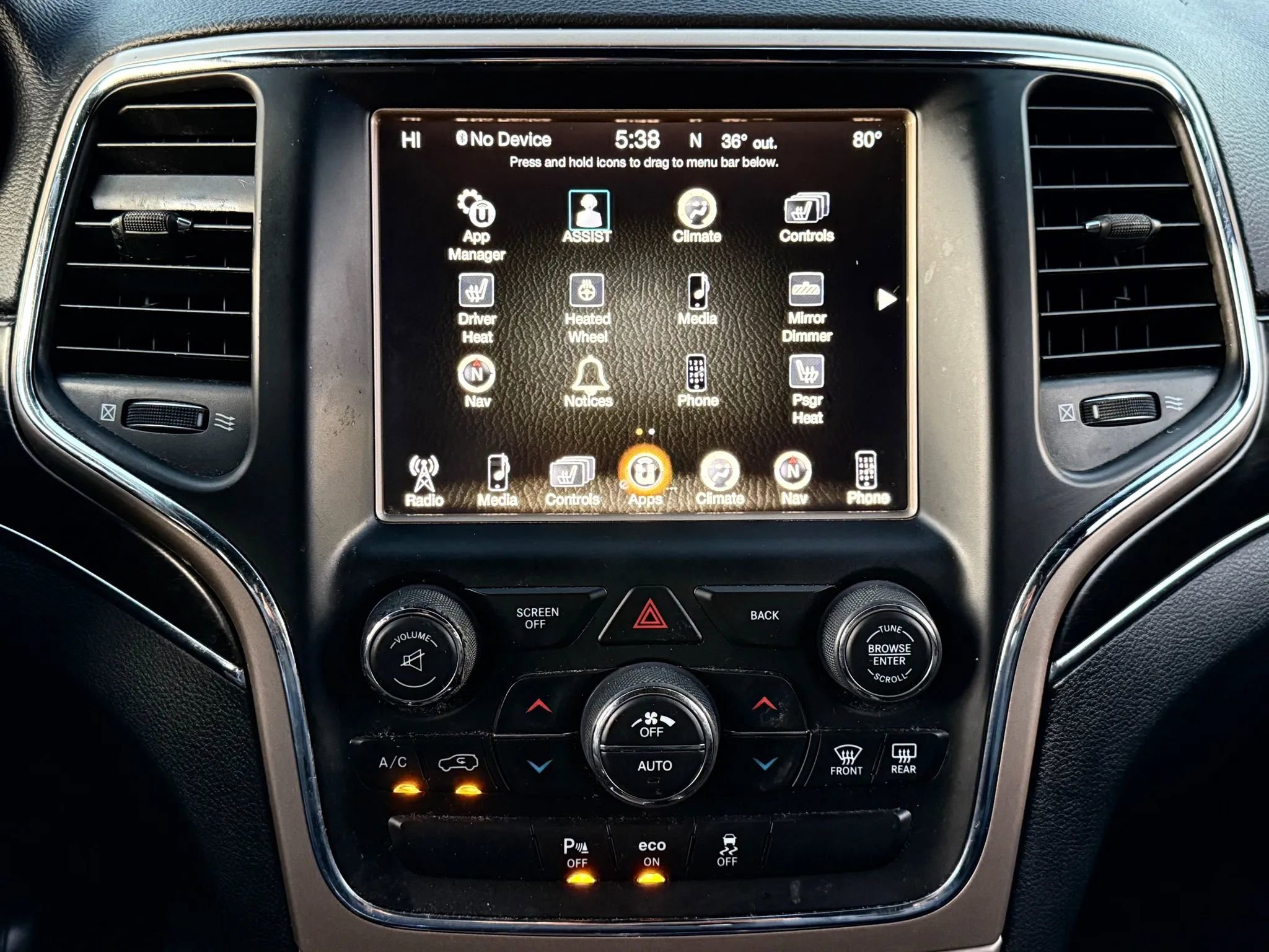 Used 2015 Jeep Grand Cherokee Limited image 26