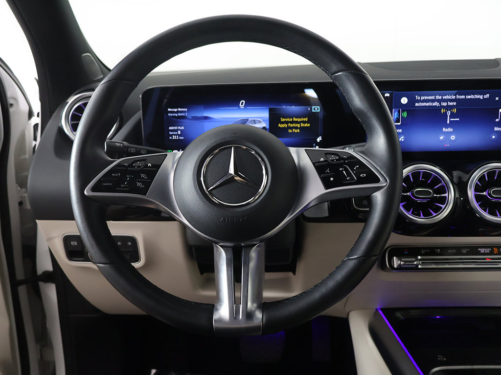 Used 2024 Mercedes-Benz GLA 250 4MATIC w/ Winter Heating Package image 35