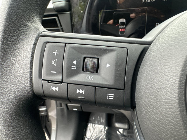 Used 2025 Nissan Kicks S FWD image 30