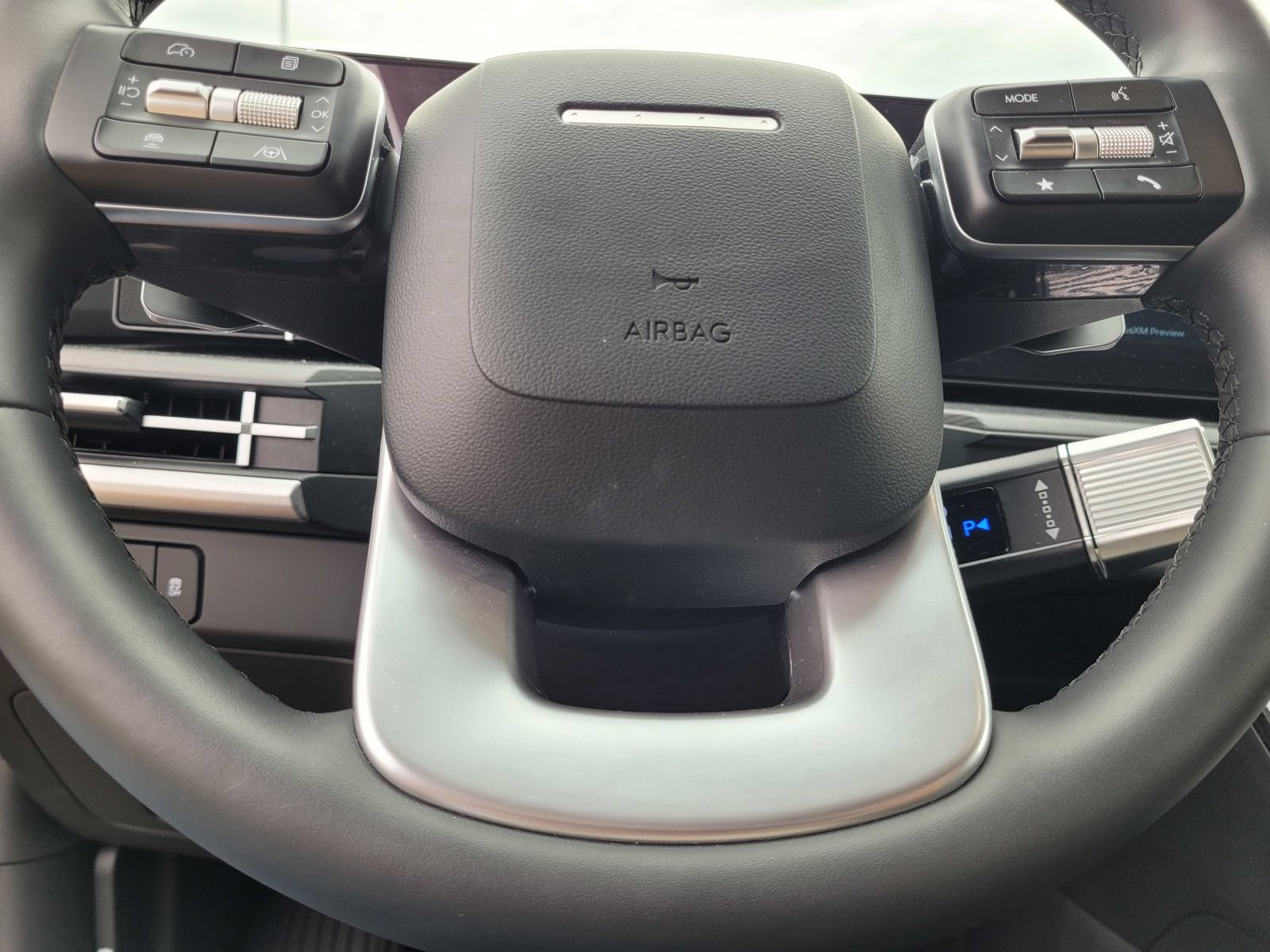 Used 2026 Hyundai Santa Fe SEL AWD/4WD image 31