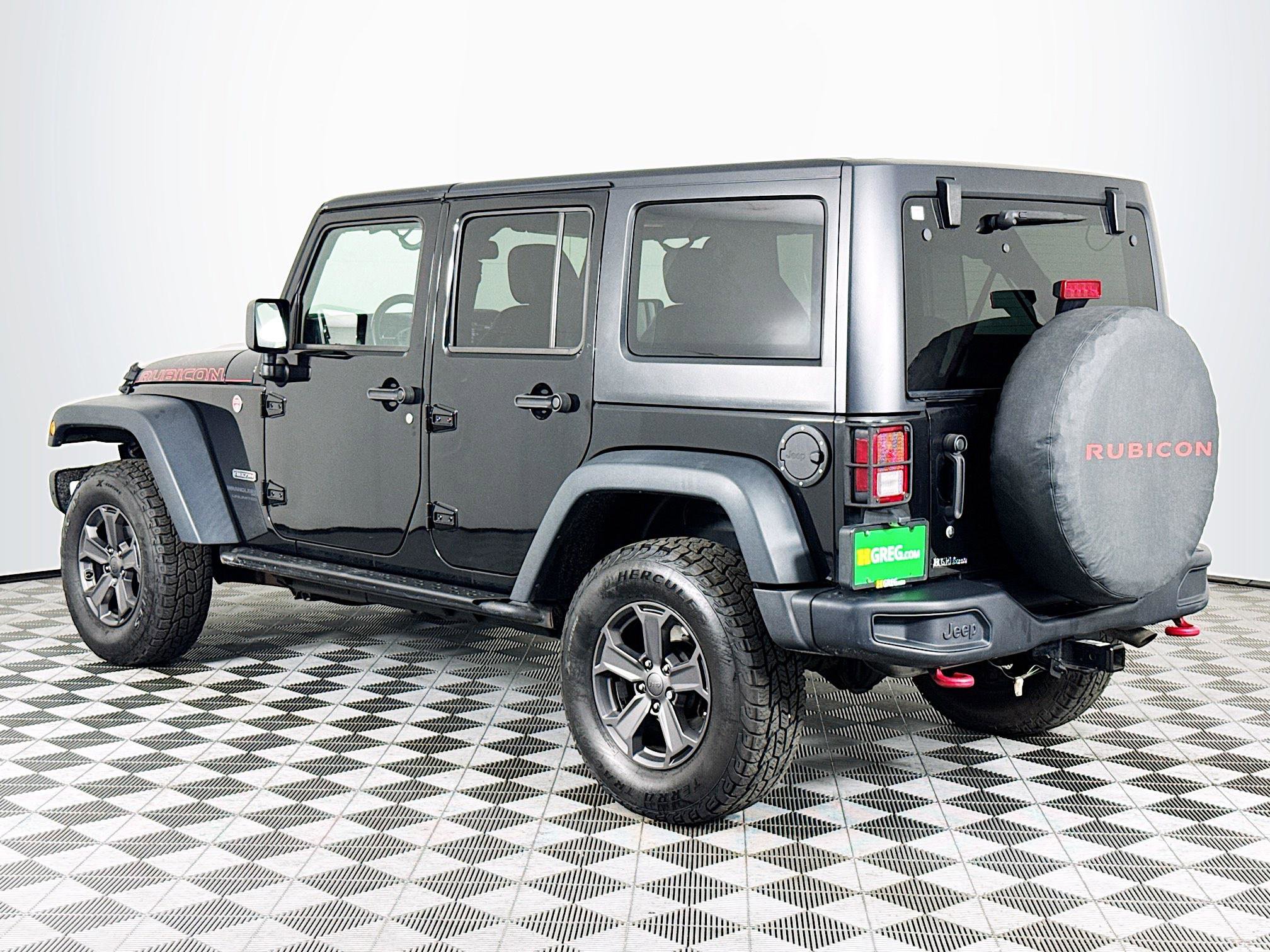 Used 2018 Jeep Wrangler Unlimited Rubicon w/ Connectivity Group image 6