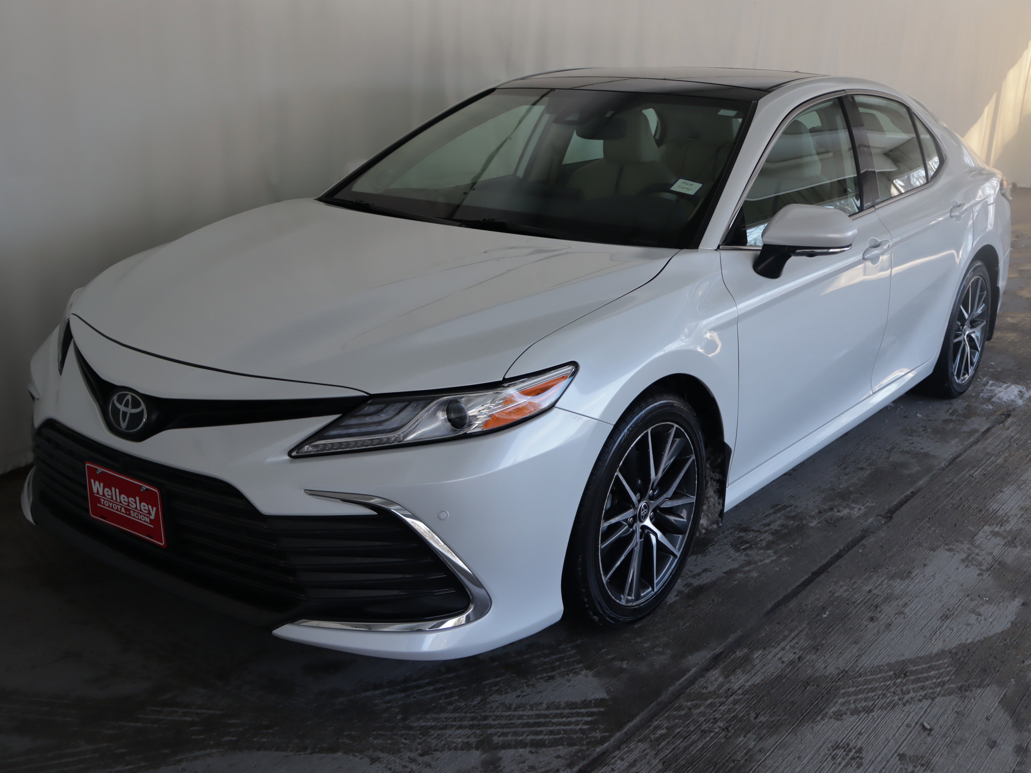 Used 2023 Toyota Camry XLE w/ Navigation Package AWD/4WD image 24