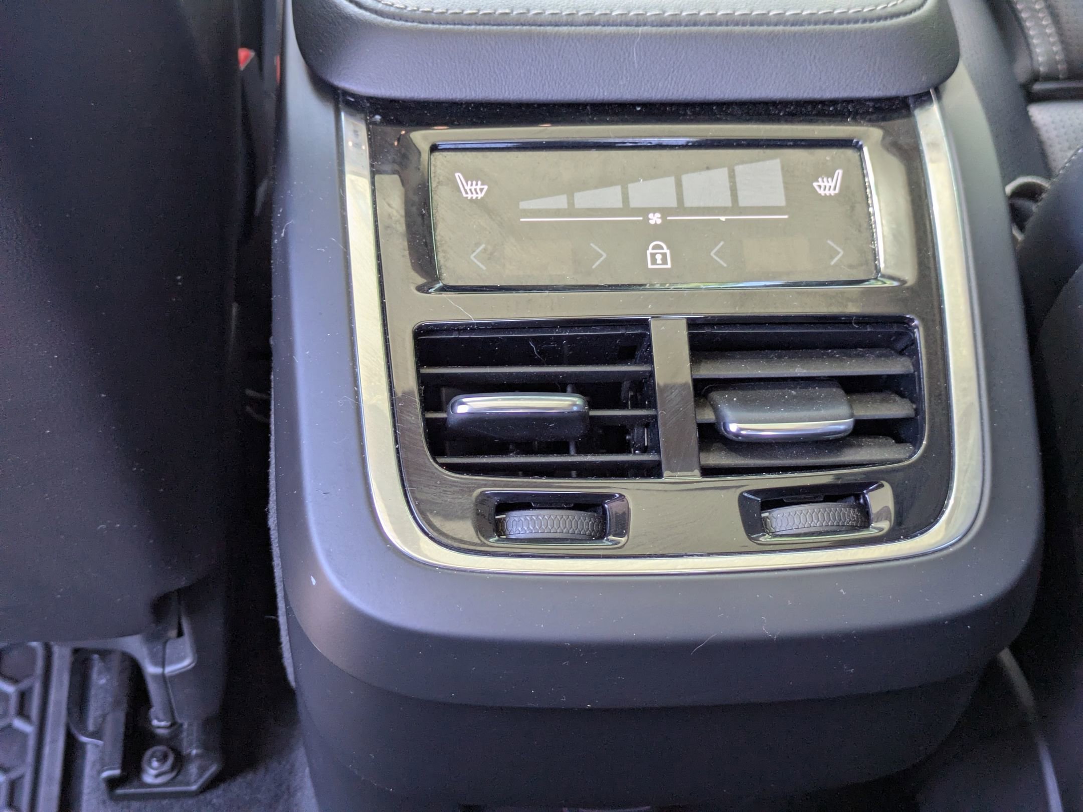 Used 2022 Volvo XC90 T6 Inscription w/ Advanced Package AWD/4WD image 30