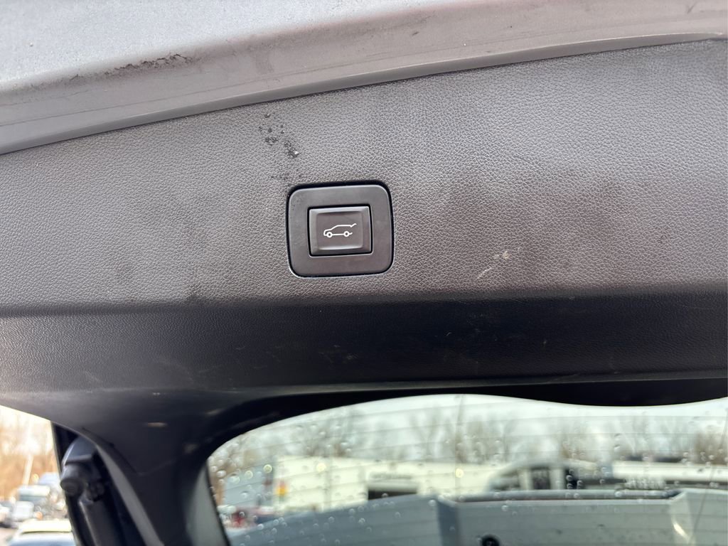 Used 2023 Buick Encore GX Select w/ Experience Buick Package image 14