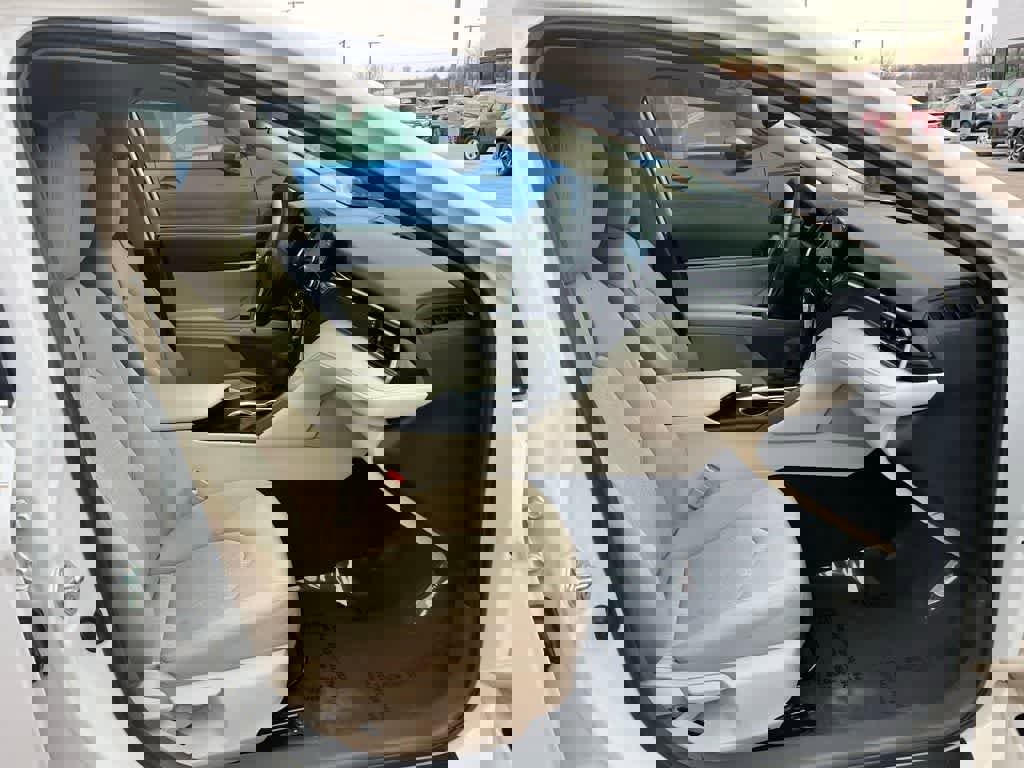 Used 2023 Toyota Camry LE image 20