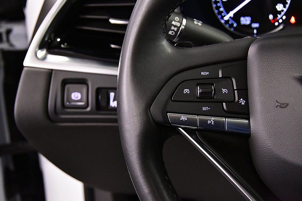 Used 2024 Cadillac XT6 Luxury w/ LPO, Floor Liner Package image 20