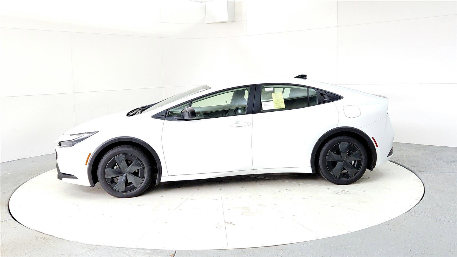 New 2026 Toyota Prius LE image 3