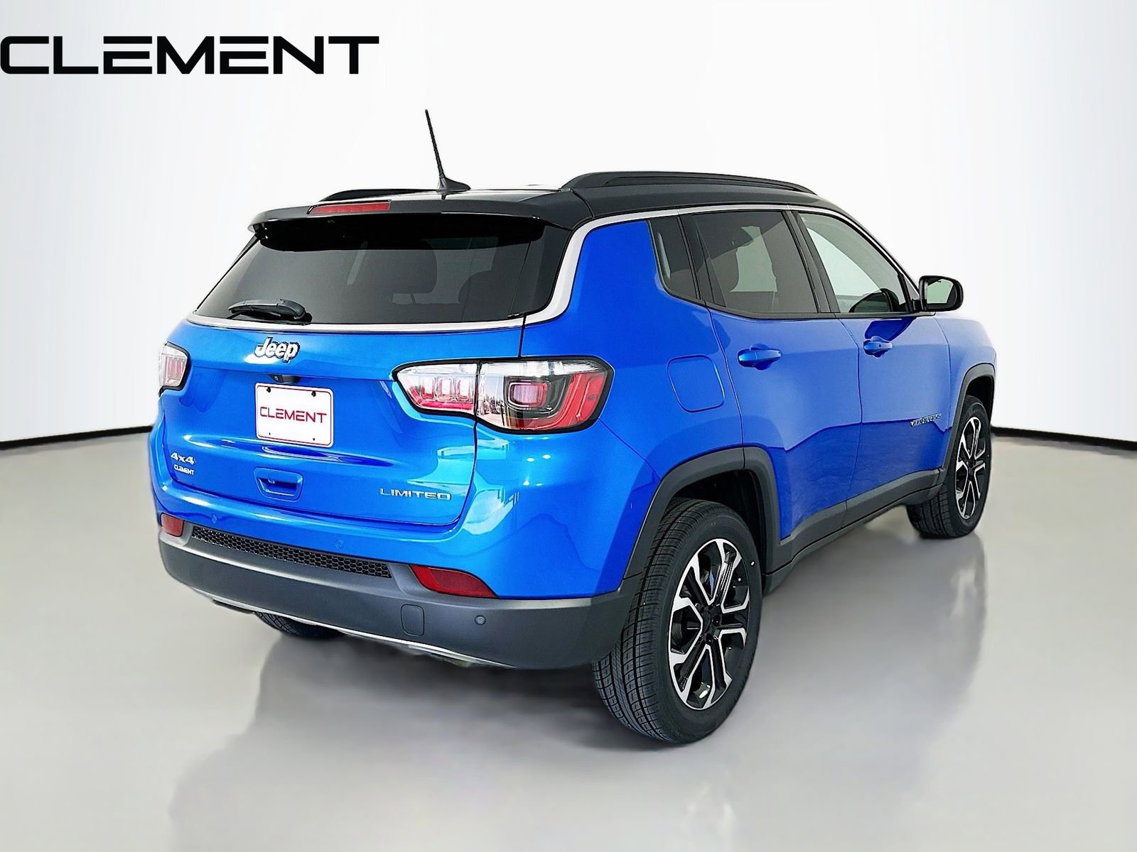 Used 2023 Jeep Compass Limited image 7