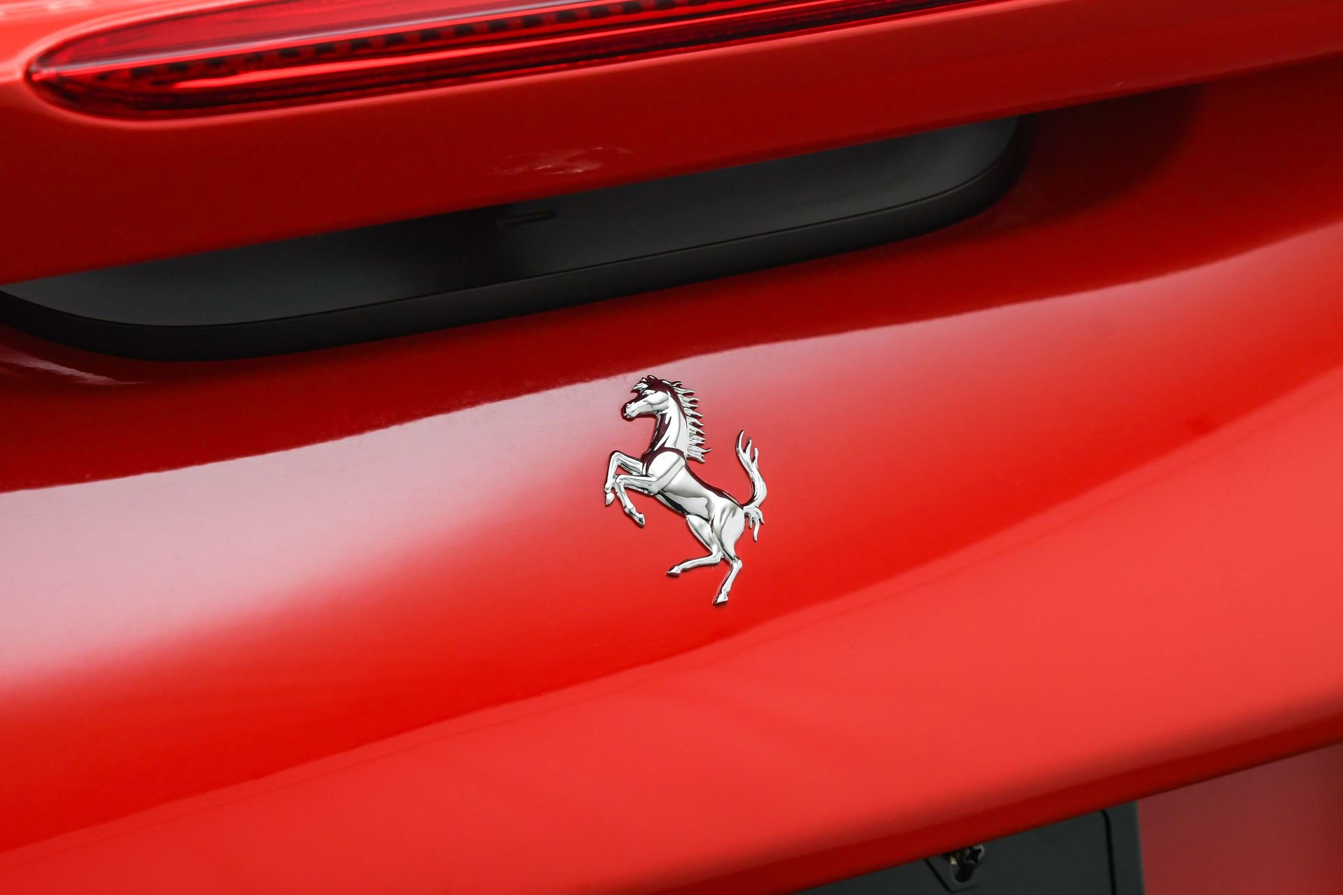 Used 2021 Ferrari F8 Tributo image 22