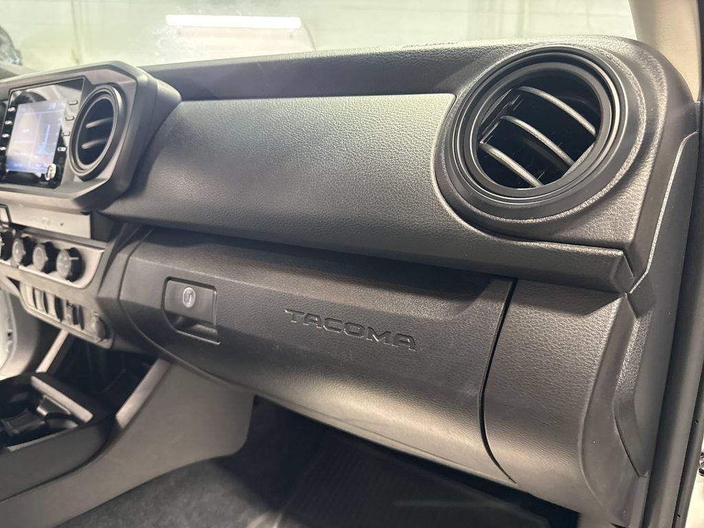 Used 2023 Toyota Tacoma SR AWD/4WD image 31