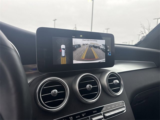 Used 2021 Mercedes-Benz GLC 300 4MATIC image 17