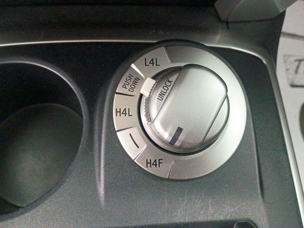 Used 2020 Toyota 4Runner 4WD image 36