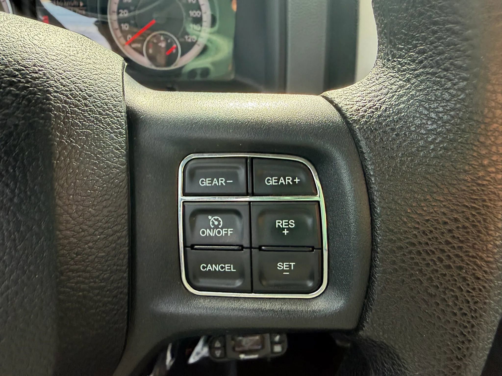 Used 2017 RAM 1500 Classic SLT image 17