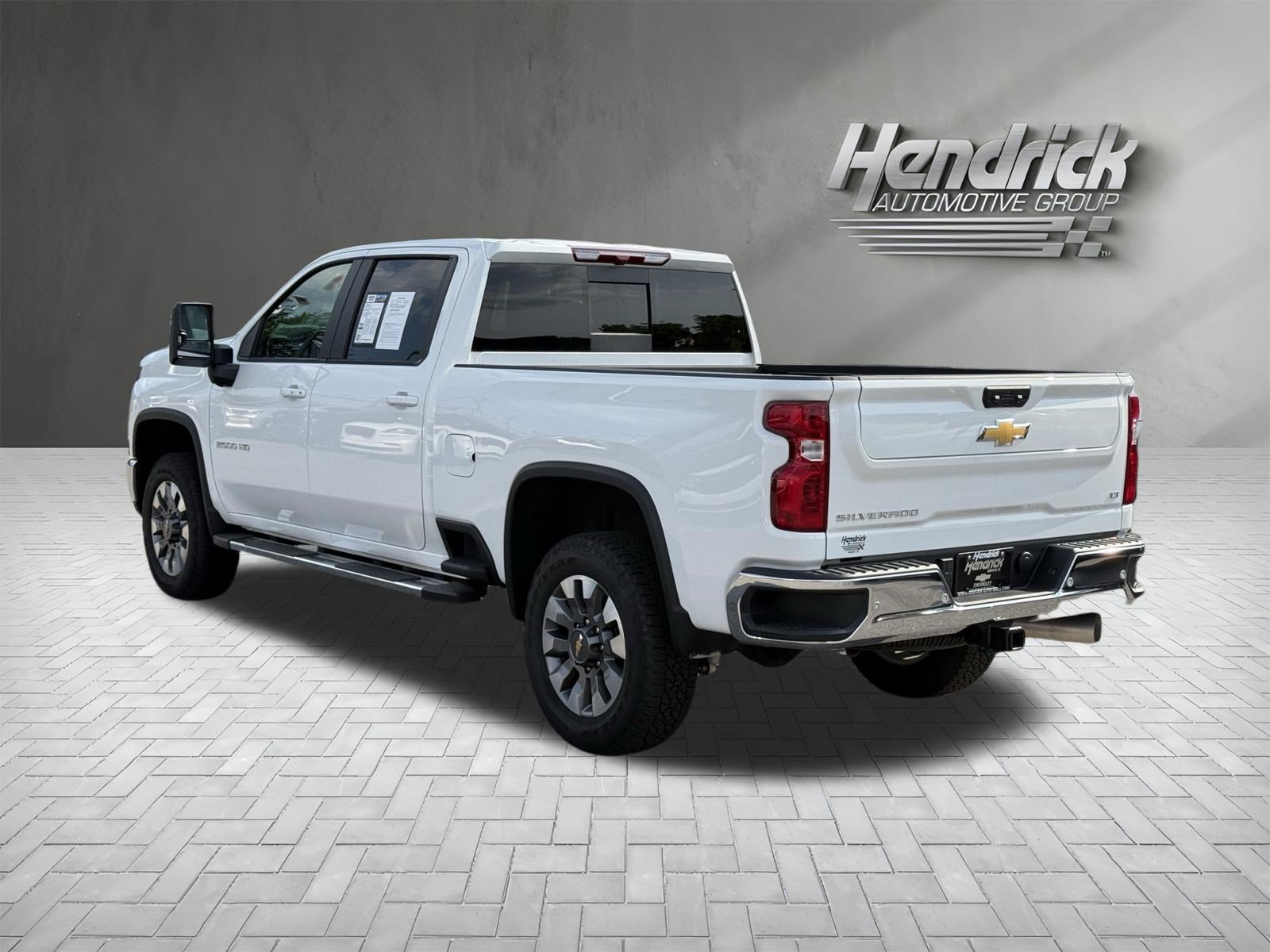 Used 2026 Chevrolet Silverado 2500 LT w/ Safety Package AWD/4WD image 8