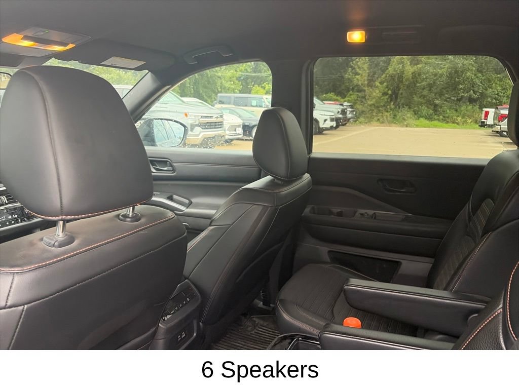 Used 2023 Nissan Pathfinder Rock Creek AWD/4WD image 12