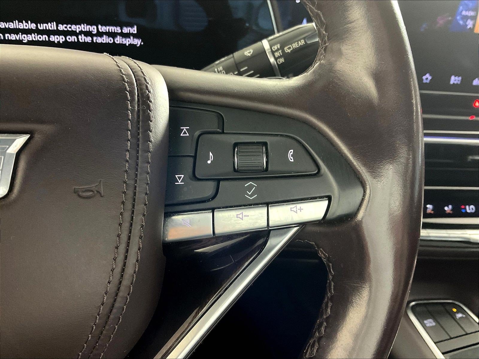 Used 2022 Cadillac Escalade Premium Luxury Platinum w/ LPO, Radiant Package AWD/4WD image 12