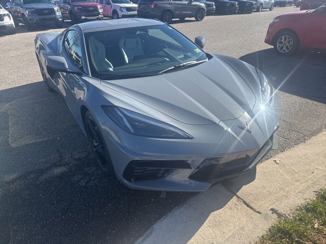Used 2025 Chevrolet Corvette Stingray Preferred Cpe image 2