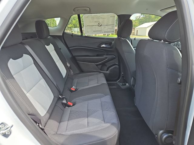 New 2026 Chevrolet Trax LS w/ LS Convenience Package FWD image 26