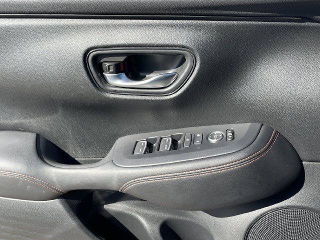 Used 2025 Honda HR-V Sport image 23